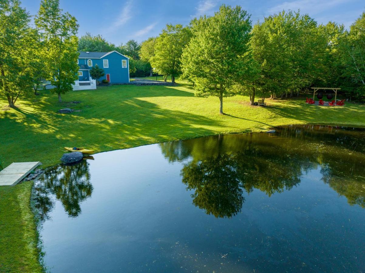 Mountain Blue Vista - Luxury Retreat Near Ski Resorts With Pond, Firepit And Hot Tub Windham Bagian luar foto