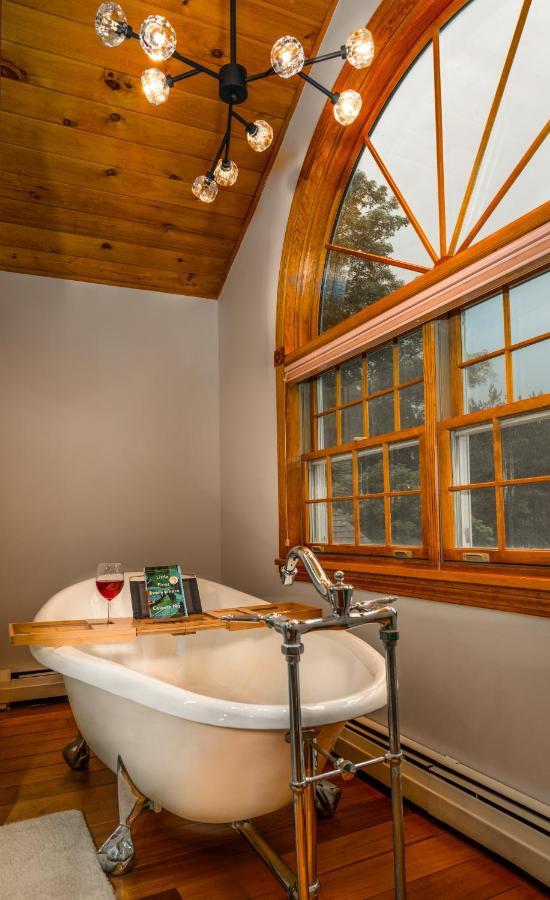 Mountain Blue Vista - Luxury Retreat Near Ski Resorts With Pond, Firepit And Hot Tub Windham Bagian luar foto