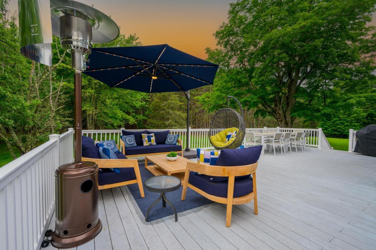 Mountain Blue Vista - Luxury Retreat Near Ski Resorts With Pond, Firepit And Hot Tub Windham Bagian luar foto